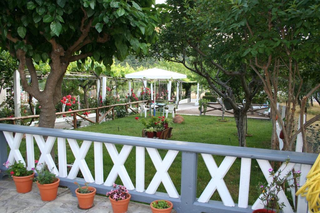 Alexandra Studios Стафілос Екстер'єр фото